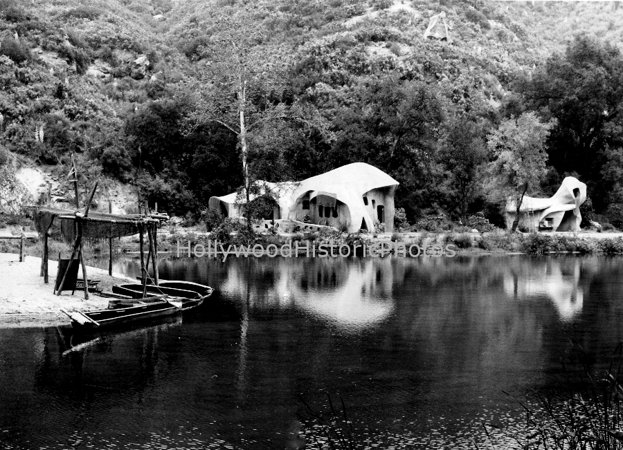 Ape Village 1967 to 1968.jpg